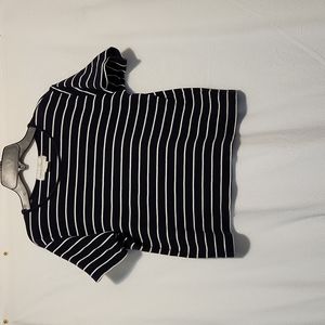 Dark navy and white striped cropped tee